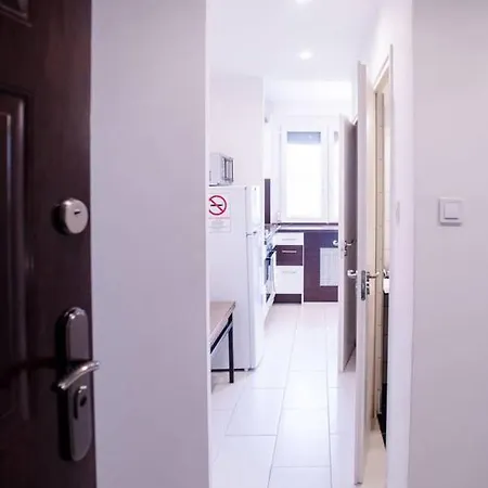 Peaceful, Cozy And New With Balcony Apartment Budapest